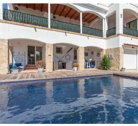 Casa Manana * Llanca